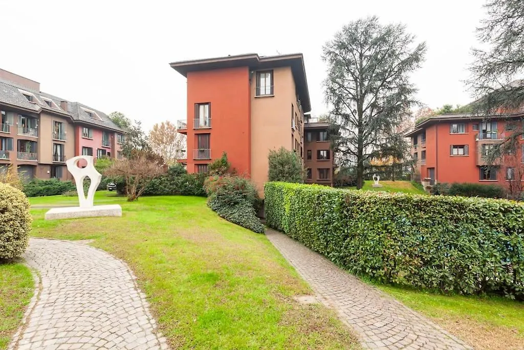 Milano San Siro Stadium Rho Fair Pool Garden Wifi Apartment  Milan